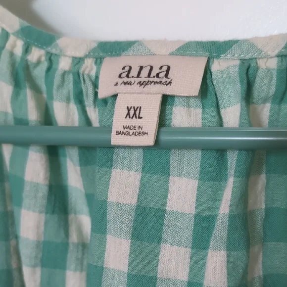 a.n.a Green Checkered Top - Picture 2 of 3